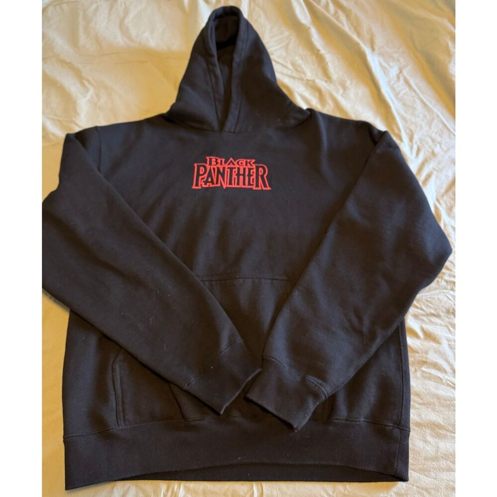 M.A.D. Mask And Disguise Size XL Black Panther Captain America Hoodie Used